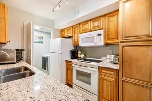 12620 Equestrian Cir, Fort Myers, FL 33907 - Photo 7