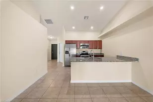 2820 SW 7th Pl, Cape Coral, FL 33914 - Photo 11