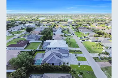 2304 SW 20th St, Cape Coral, FL 33991 - Photo 5