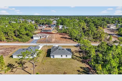 2905 38th St W, Lehigh Acres, FL 33971 - Photo 47