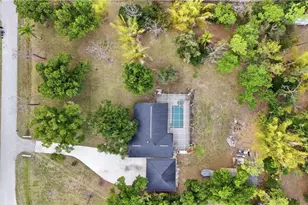 6227 Foxfire Ln, Fort Myers, FL 33912 - Photo 31