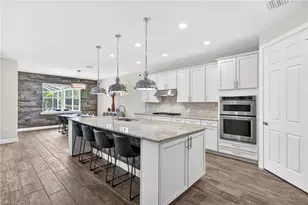 10582 Jackson Square Dr, Estero, FL 33928 - Photo 11