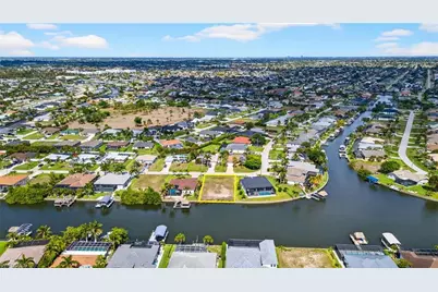 2856 SW 26th Pl, Cape Coral, FL 33914 - Photo 11