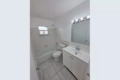 5413-5427 3rd Ave #5413, Fort Myers, FL 33907 - Photo 9