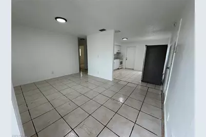 5413-5427 3rd Ave #5421, Fort Myers, FL 33907 - Photo 13