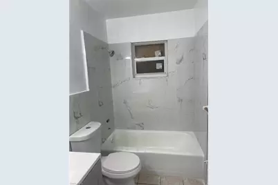 5413-5427 3rd Ave #5423, Fort Myers, FL 33907 - Photo 5