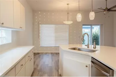 10700 Aqua Surf Ct, Estero, FL 33928 - Photo 5