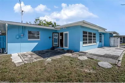 806 Entrada Dr N, Fort Myers, FL 33919 - Photo 19