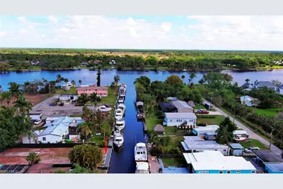 2228 Marina Park Dr, Fort Myers, FL 33905 - Photo 43