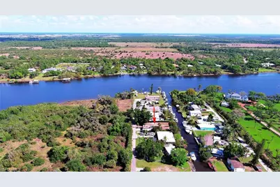 2228 Marina Park Dr, Fort Myers, FL 33905 - Photo 5