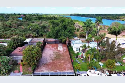 2228 Marina Park Dr, Fort Myers, FL 33905 - Photo 47