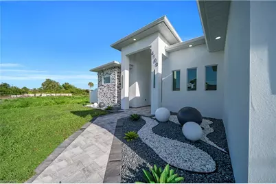 4100 15th St SW, Lehigh Acres, FL 33976 - Photo 9