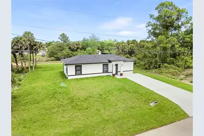 1137 Essex St E, Lehigh Acres, FL 33974 - Photo 19