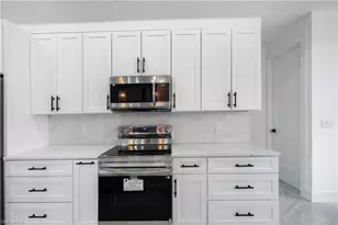 4213 NE 23rd Pl, Cape Coral, FL 33909 - Photo 25