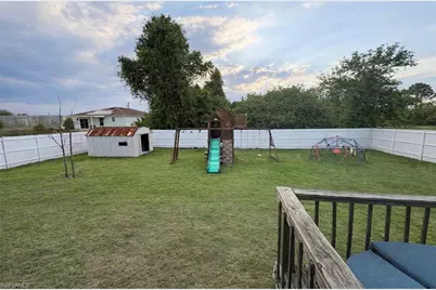 54 Bruce Ave S, Lehigh Acres, FL 33976 - Photo 21