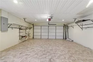 1926 SE 8th St, Cape Coral, FL 33990 - Photo 37