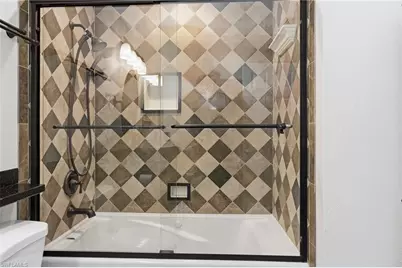 1926 SE 8th St, Cape Coral, FL 33990 - Photo 27