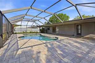 1926 SE 8th St, Cape Coral, FL 33990 - Photo 21