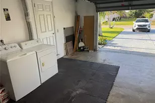 1437 SE 21st Ln, Cape Coral, FL 33990 - Photo 45