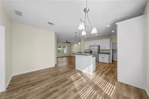 24 Red Poinciana Dr, Fort Myers, FL 33908 - Photo 11