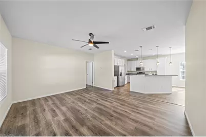 24 Red Poinciana Dr, Fort Myers, FL 33908 - Photo 13