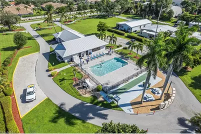 24 Red Poinciana Dr, Fort Myers, FL 33908 - Photo 35