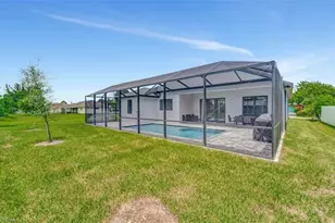 3222 SW Santa Barbara Pl, Cape Coral, FL 33914 - Photo 27