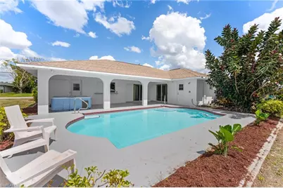 1422 SE 15th Ter, Cape Coral, FL 33990 - Photo 5