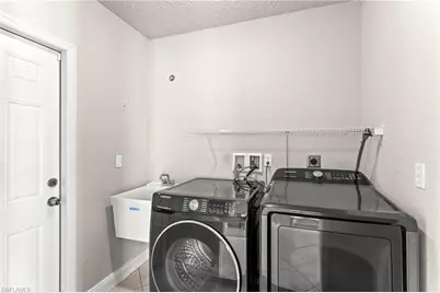 1422 SE 15th Ter, Cape Coral, FL 33990 - Photo 23