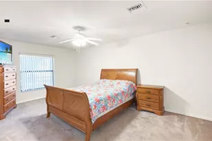 205 SW 42nd St, Cape Coral, FL 33914 - Photo 15