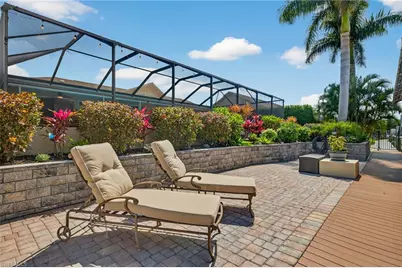 2317 SE 27th Ter, Cape Coral, FL 33904 - Photo 5