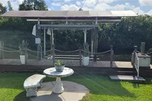 91 Sun Cir, Fort Myers, FL 33905 - Photo 5