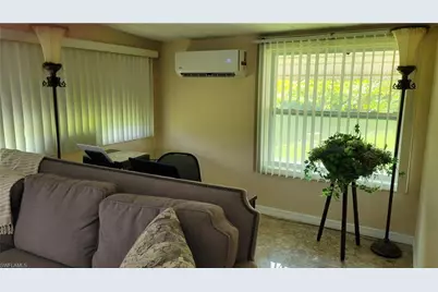 91 Sun Cir, Fort Myers, FL 33905 - Photo 11