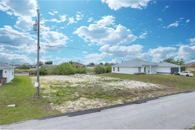 2024 NE 6th Ave, Cape Coral, FL 33909 - Photo 5