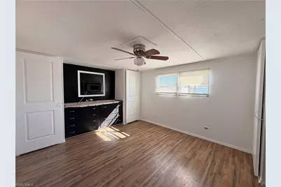 121 Coachlight Ln, North Fort Myers, FL 33917 - Photo 9