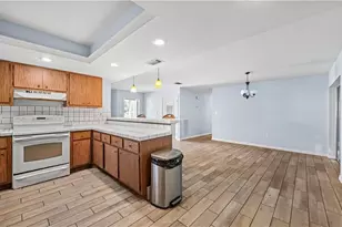 50 Palm Tree Terrace, Fort Myers, FL 33905 - Photo 5