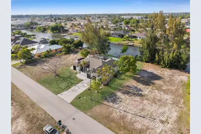 145 SE 17th St, Cape Coral, FL 33990 - Photo 43