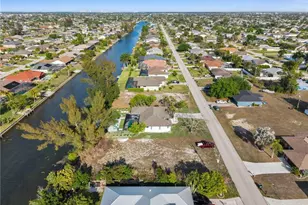 145 SE 17th St, Cape Coral, FL 33990 - Photo 47