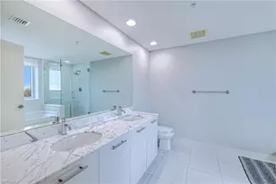 3000 Oasis Grand Blvd, Fort Myers, FL 33916 - Photo 23