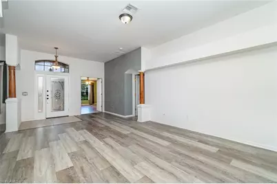 2725 SW 28th Pl, Cape Coral, FL 33914 - Photo 9