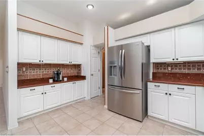 2725 SW 28th Pl, Cape Coral, FL 33914 - Photo 11