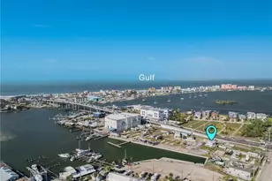 19281 San Carlos Blvd, Fort Myers Beach, FL 33931 - Photo 9