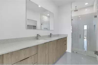 1142 Edelweiss St E, Lehigh Acres, FL 33974 - Photo 15