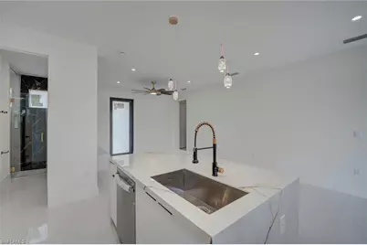 1002 Pine Ave, Lehigh Acres, FL 33972 - Photo 9