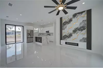 1002 Pine Ave, Lehigh Acres, FL 33972 - Photo 5