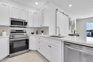 3527 Country Club Blvd, Cape Coral, FL 33904 - Photo 11