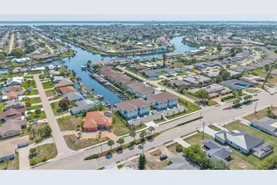 3527 Country Club Blvd, Cape Coral, FL 33904 - Photo 45