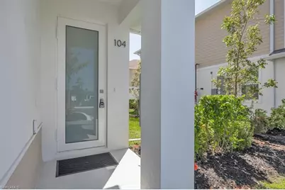 3527 Country Club Blvd, Cape Coral, FL 33904 - Photo 7