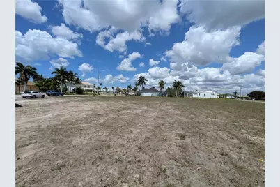 1003 NW 40th Pl, Cape Coral, FL 33993 - Photo 7