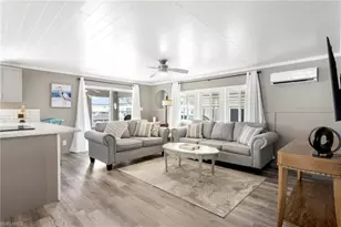 178 W Hampton Dr, Fort Myers, FL 33908 - Photo 3